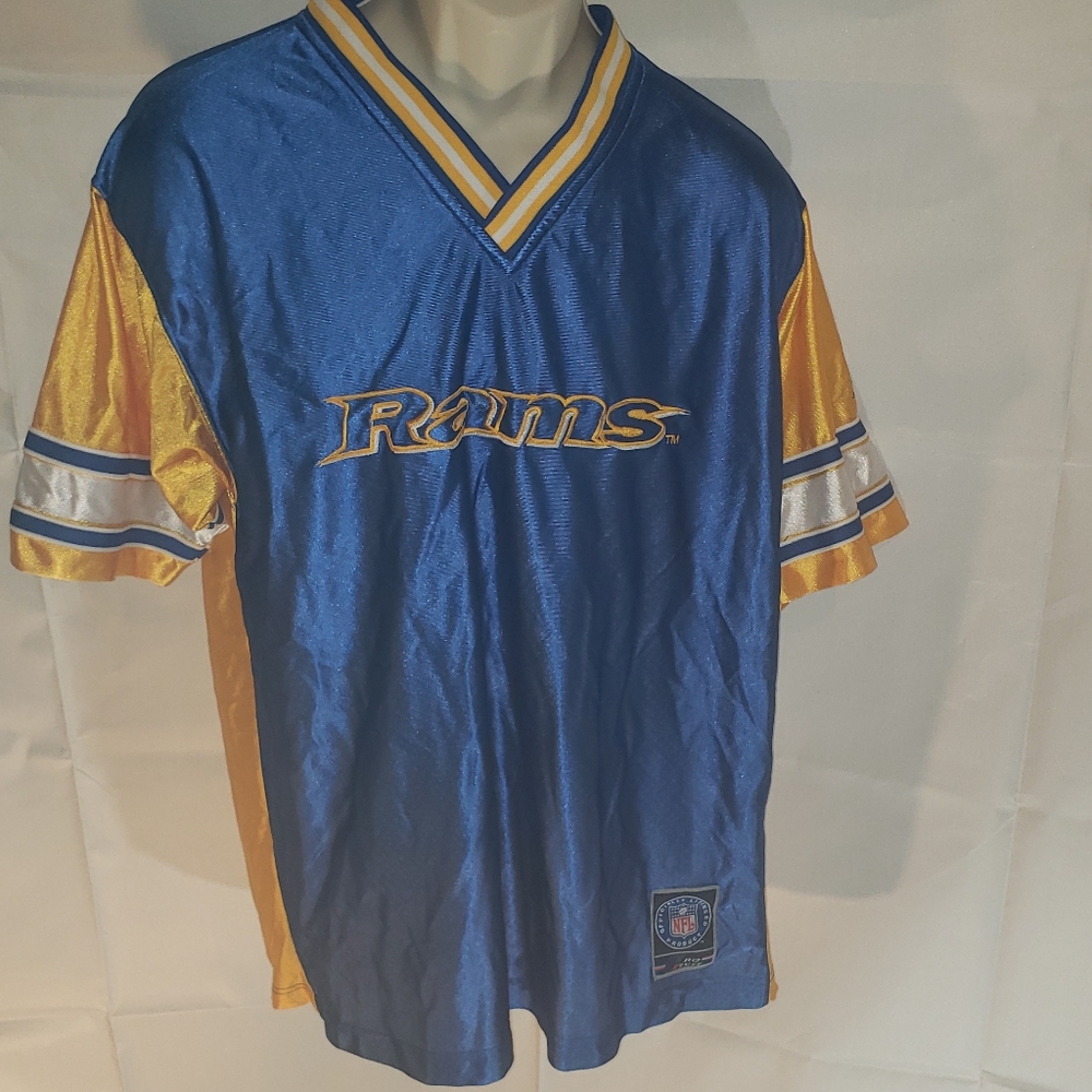 Vtg rams v neck